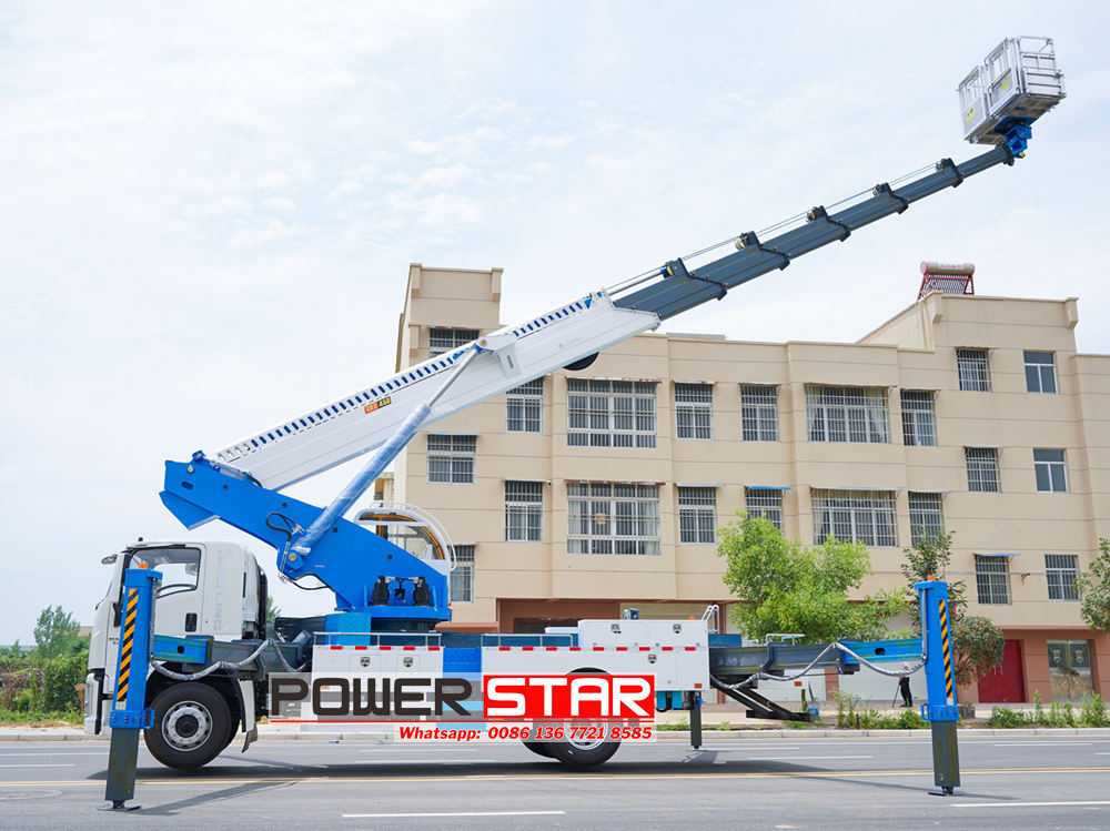 Isuzu telescopic aerial truck