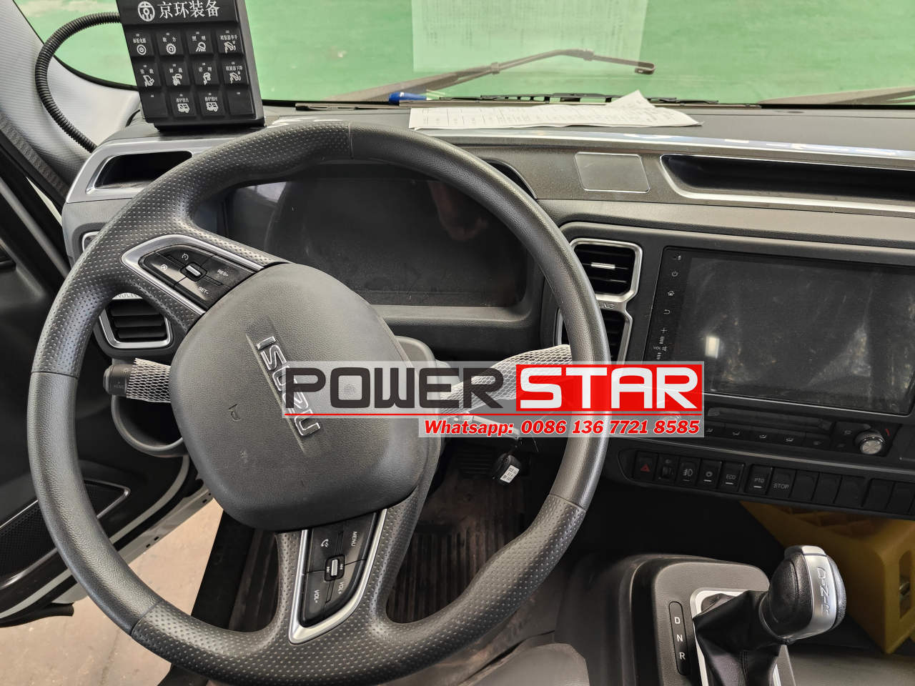 Electric Garbage Compactor Truck made by Isuzu