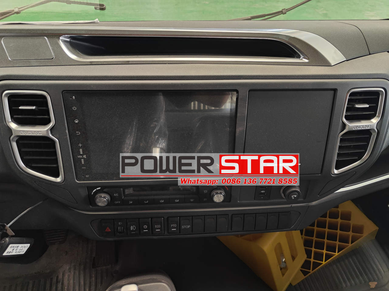 Electric Garbage Compactor Truck made by Isuzu