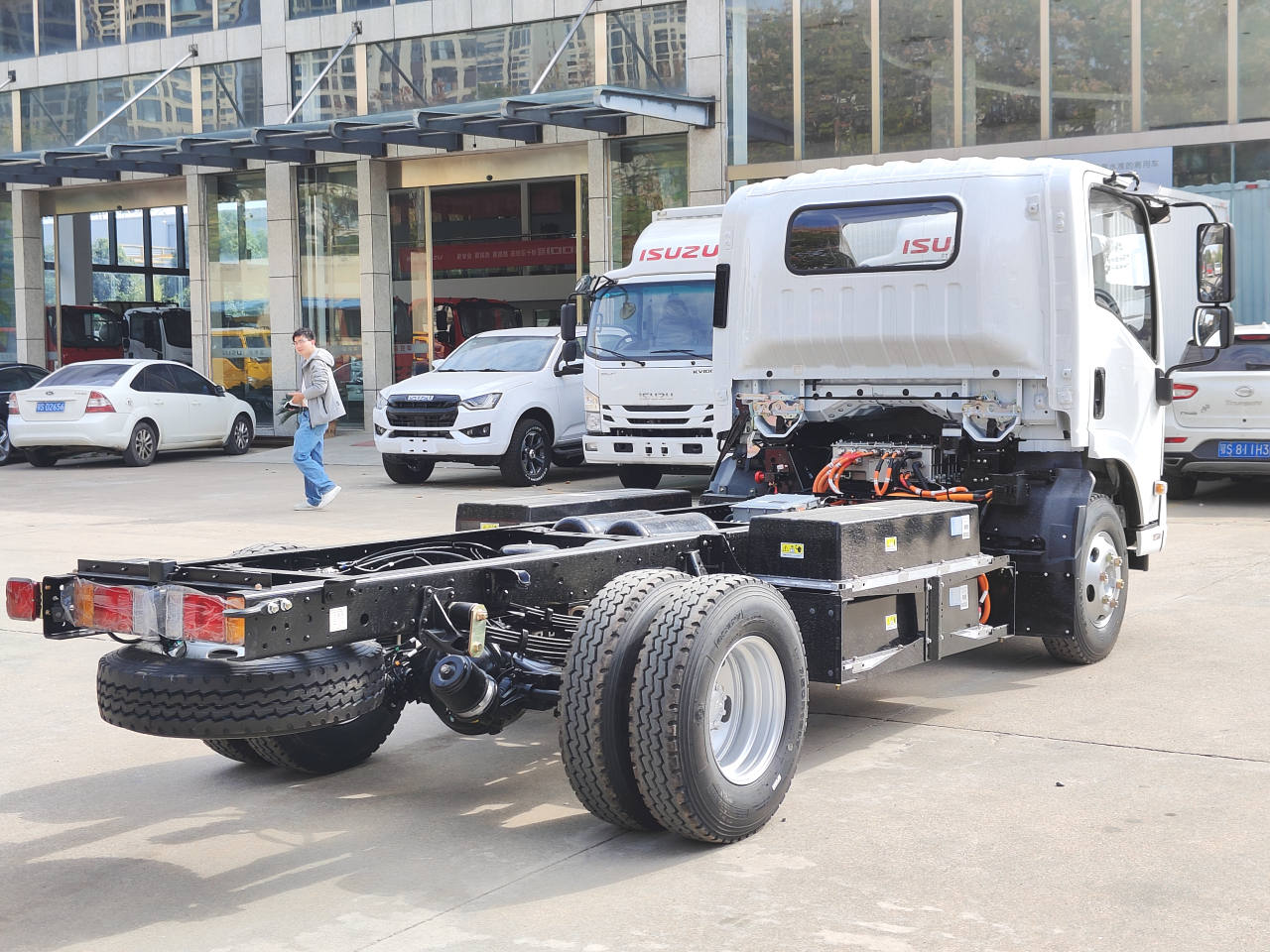Isuzu Electric Power Garbage Truck Chassis