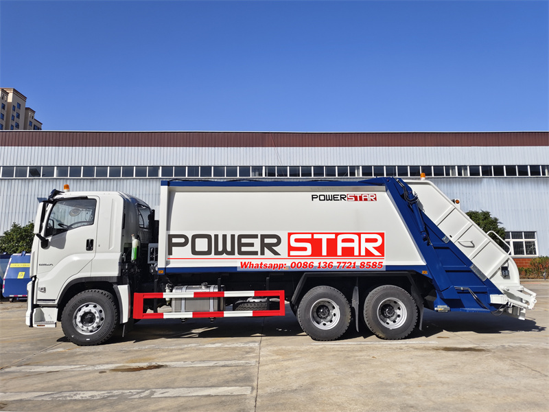 ISUZU GIGA rear loader truck