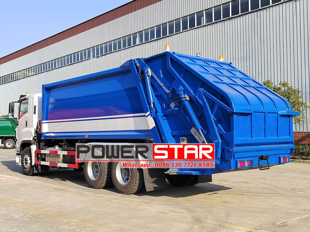 Isuzu efficient rear loader garbage truck