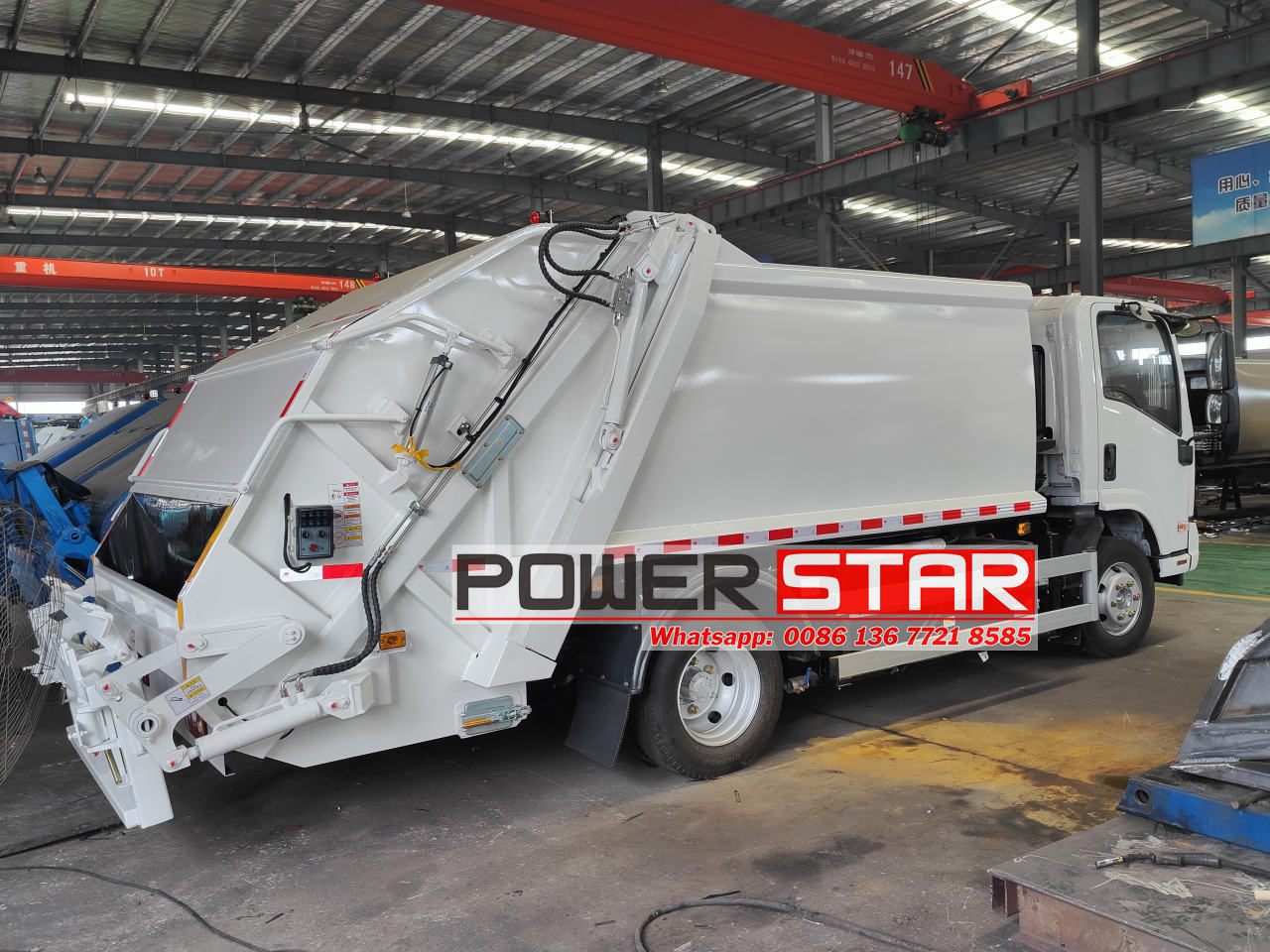Isuzu Electric refuse compactor garbage truck 