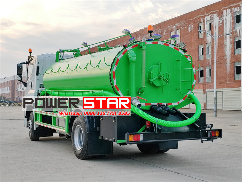 Isuzu GIGA 10000 liters vacuum suction truck