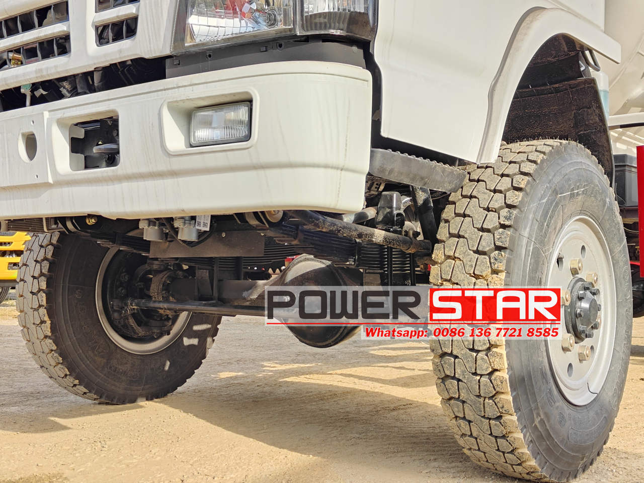 Philippines Isuzu 4 wheeler vacuum suction truck factory supplier