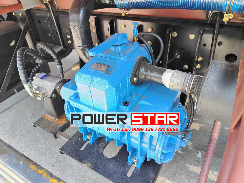 ISUZU vacuum tank truck with MORO pump