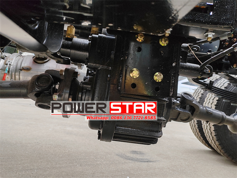 Isuzu KV600 4X4 double row cabin fire engine chassis