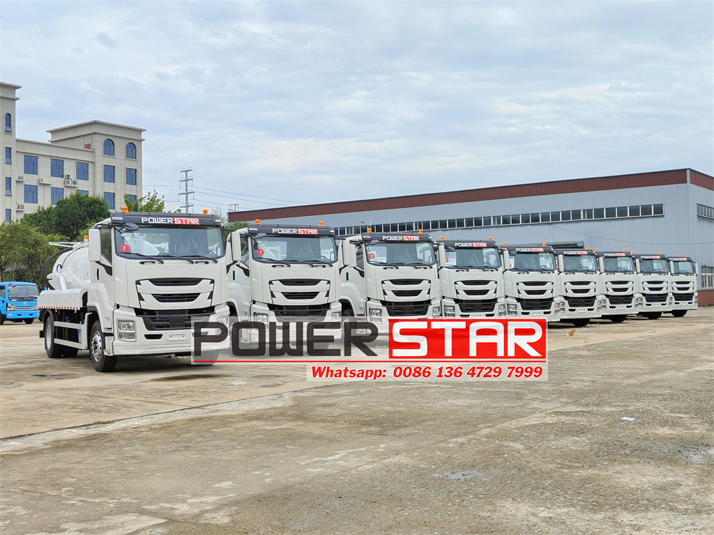 Isuzu GIGA 5x vacuum truck with MORO PM80A pump