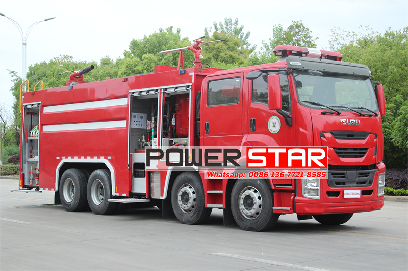 Isuzu dry powder fire truck
