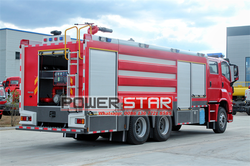 ISUZU GIGA fire water truck