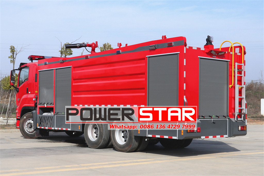 ISUZU GIGA fire fighting truck