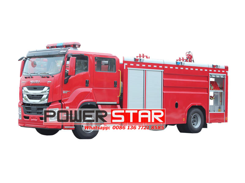 Isuzu 7 cbm water foam fire truck