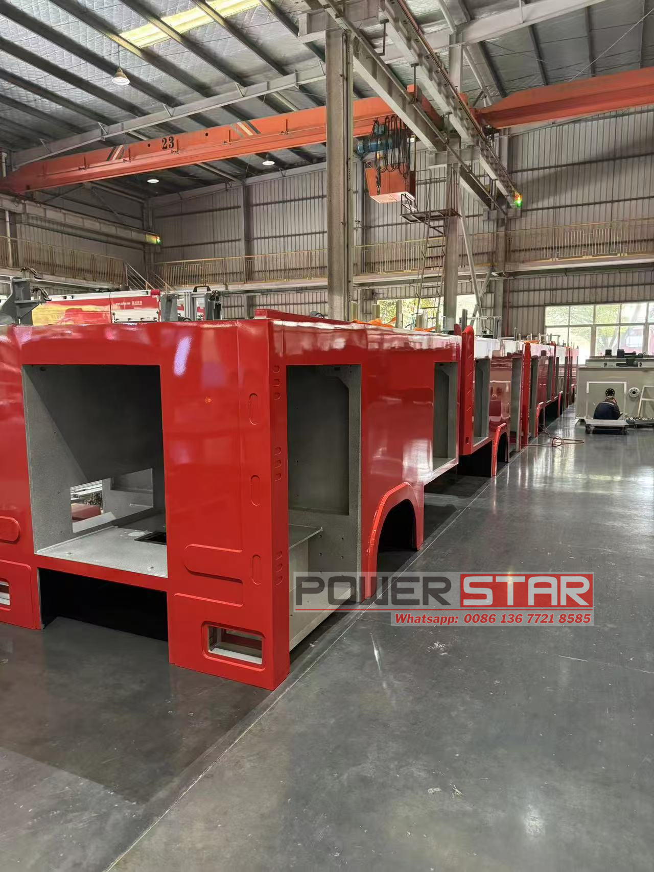Isuzu water foam fire fighting truck with PP tank material