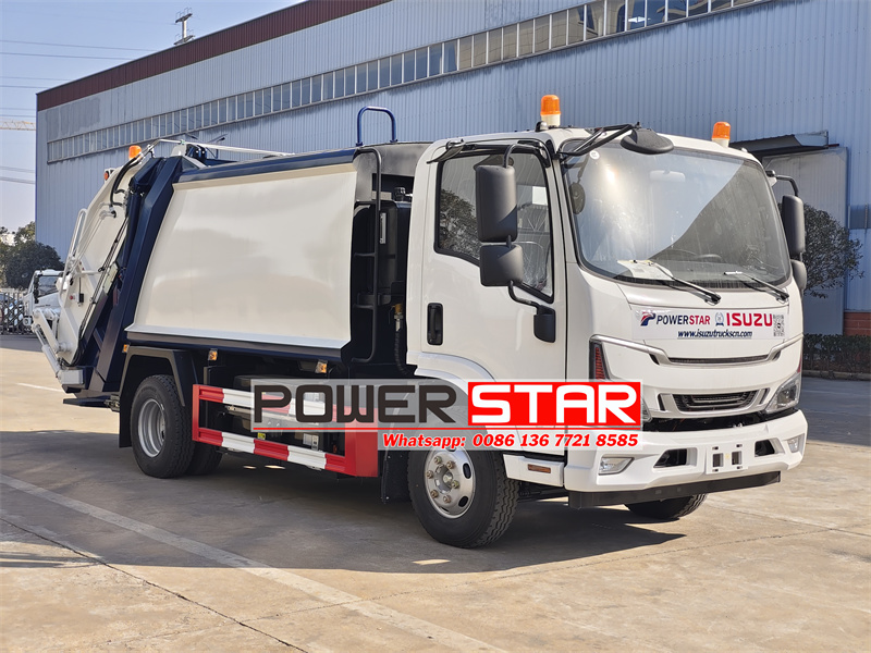 Isuzu EVM600 electric rear load compactor truck