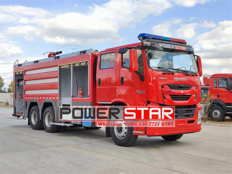 Isuzu GIGA foam fire truck