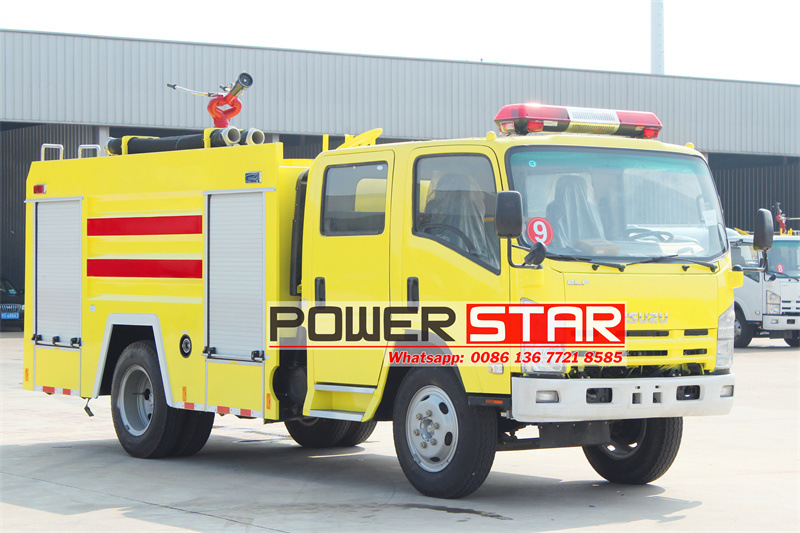 Isuzu fire fighting vehicle