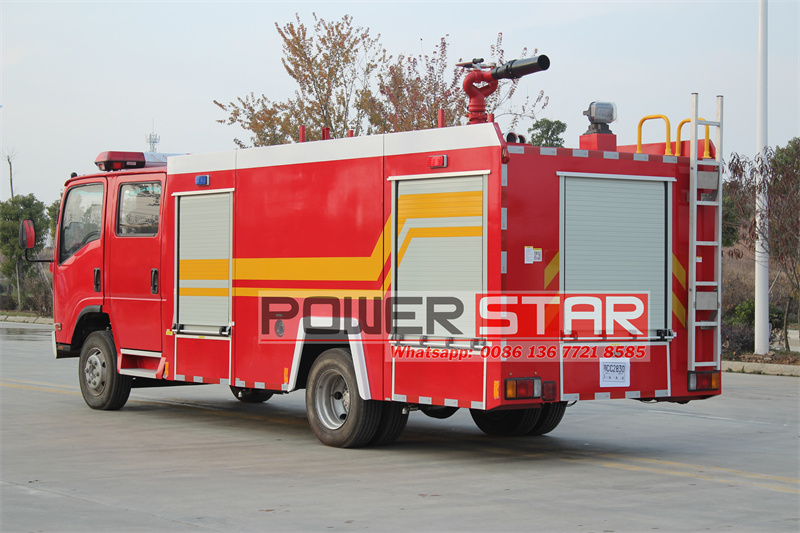 isuzu 700P fire fighting truck
