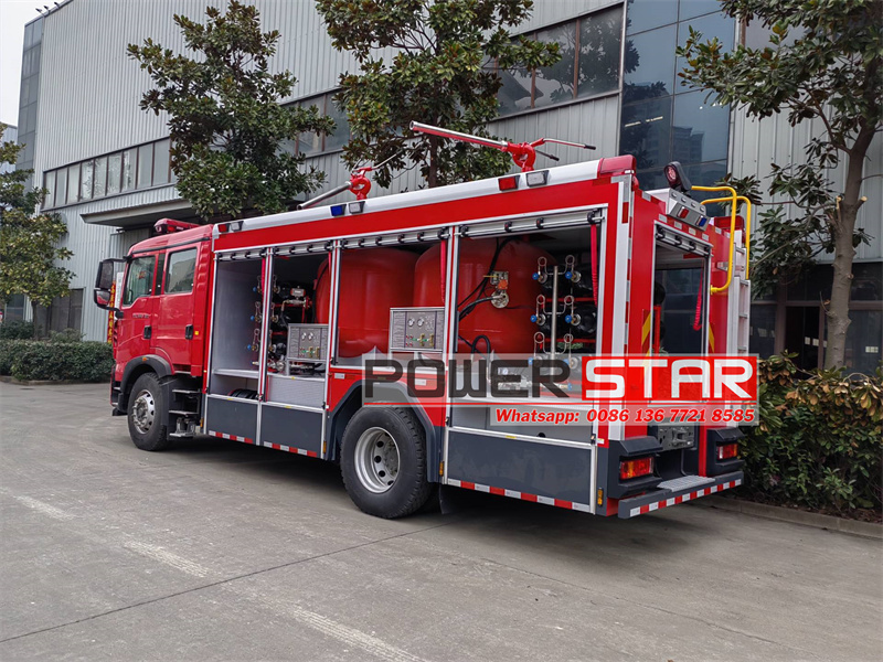 ISUZU FTR dry powder fire truck