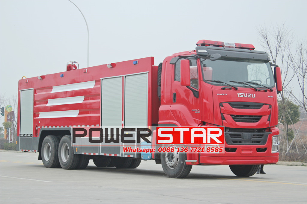 Isuzu dry powder fire truck