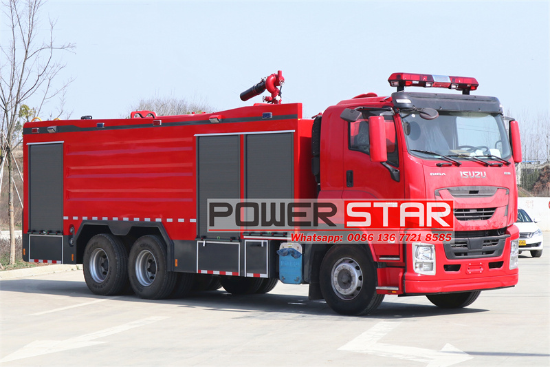 Isuzu fire pump truck