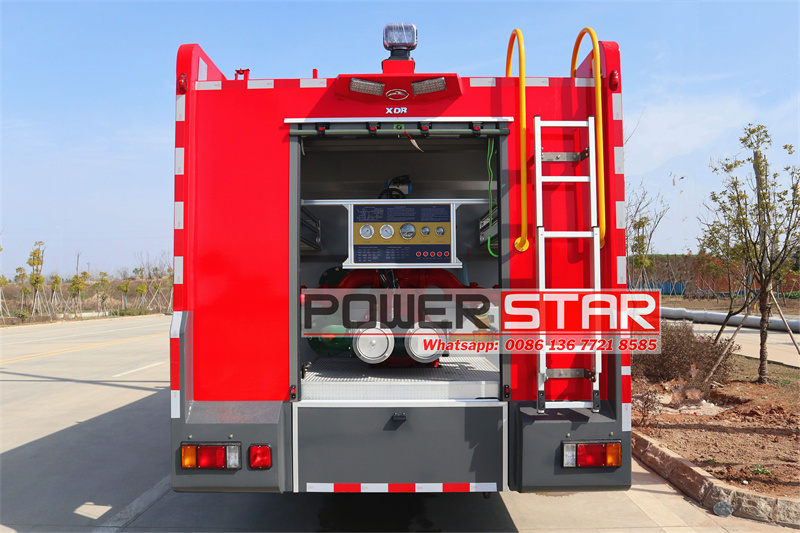 Isuzu fire pump truck
