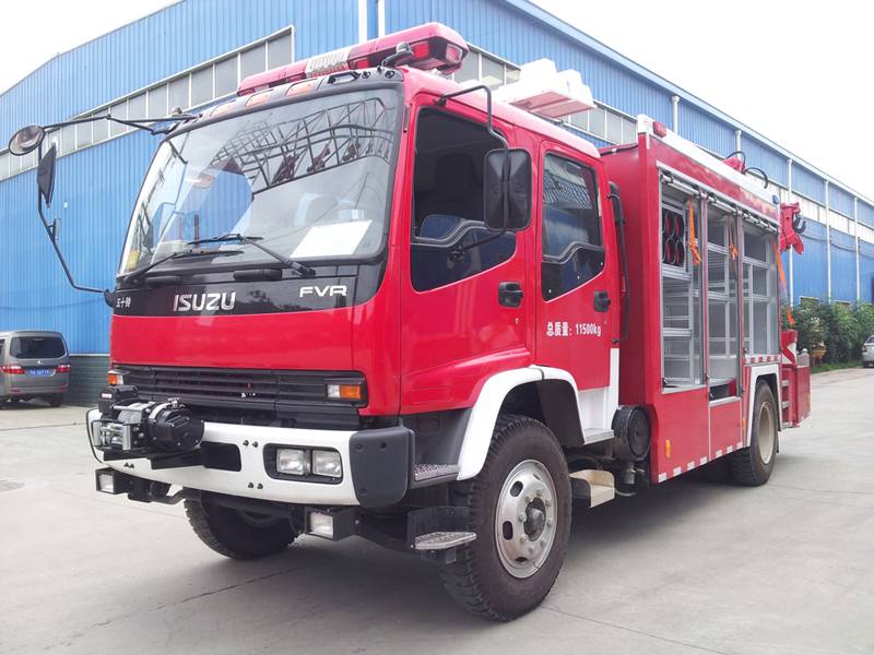 Isuzu FVR Crane equipped Heavy Resce Fire Truck Delivery test