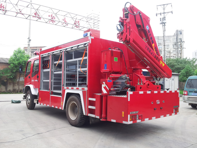 Isuzu FVR Crane equipped Heavy Resce Fire Truck Delivery test