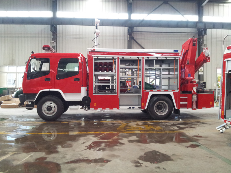 Isuzu FVR Crane equipped Heavy Resce Fire Truck Delivery test