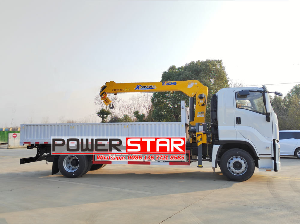 Isuzu boom truck crane