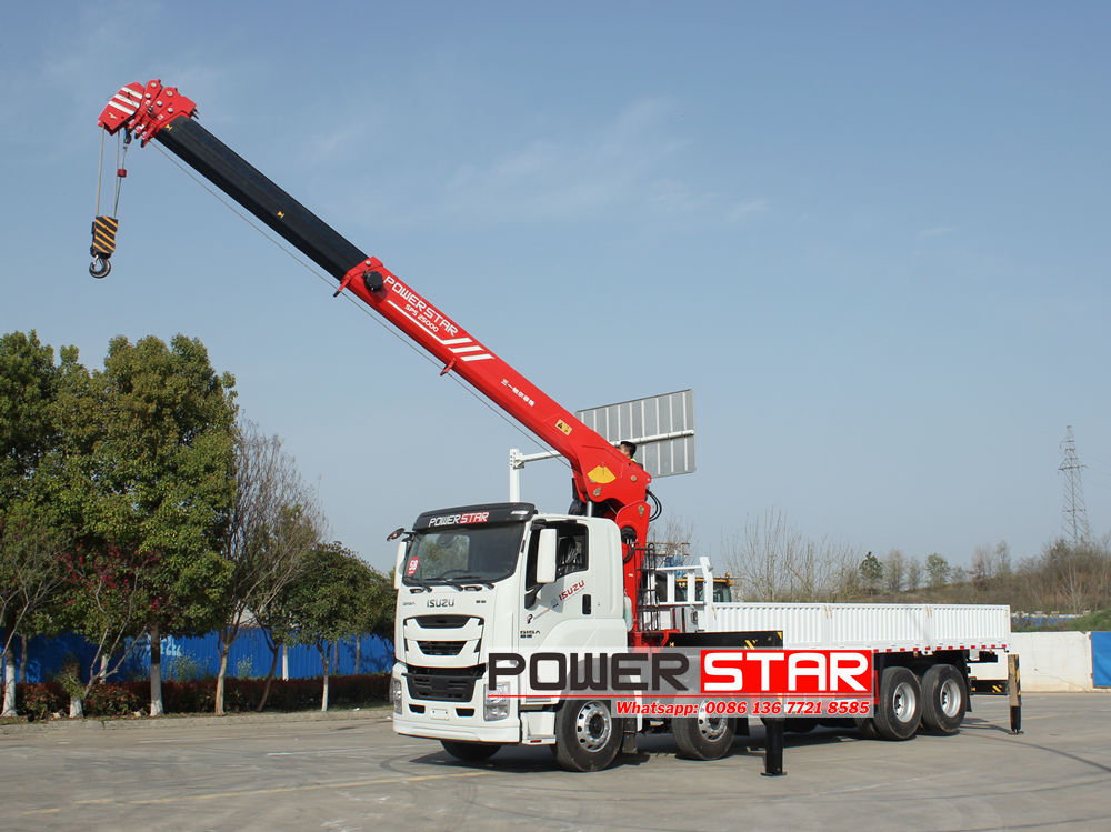 Isuzu boom crane cargo truck