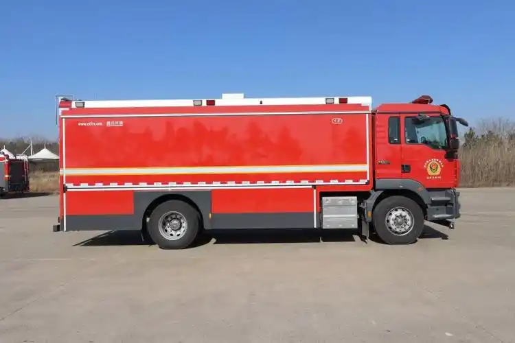 Isuzu air supply fire truck factory pictures