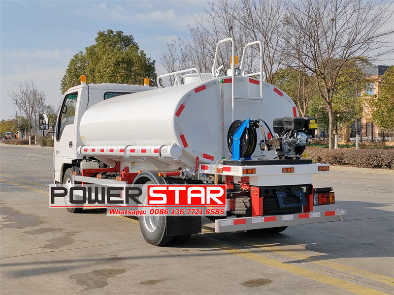 Isuzu ELF light water bowser truck