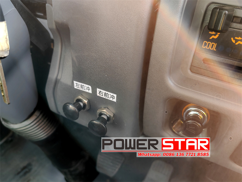 Front spray button(left and right)