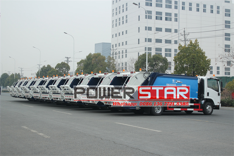 isuzu trash truck rear loader