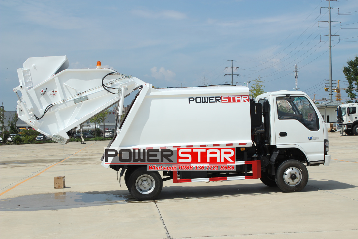 Philippines 4X4 Isuzu Trash Compactor truck