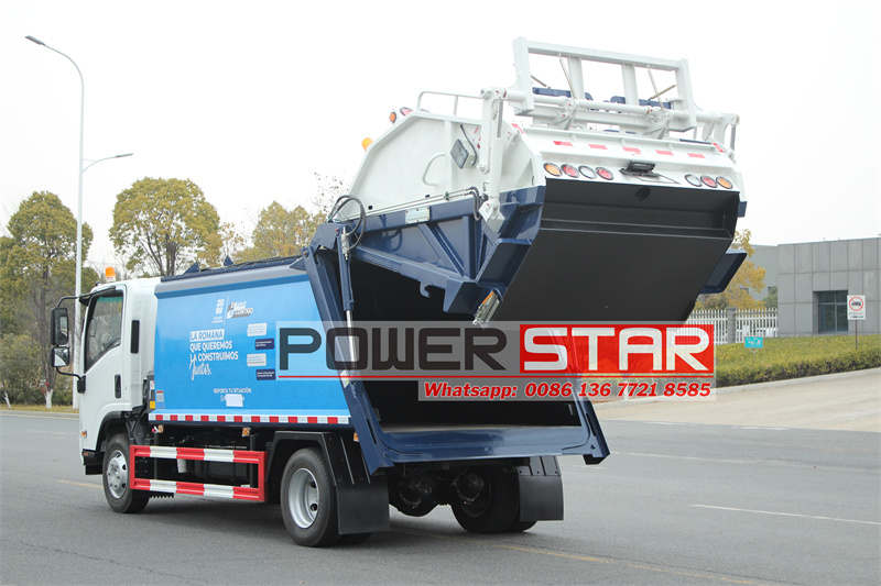 isuzu trash truck rear loader