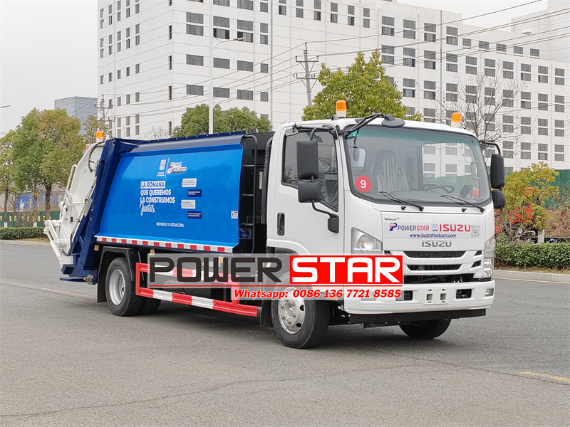 Isuzu 10 yard rear lift garbage truck 