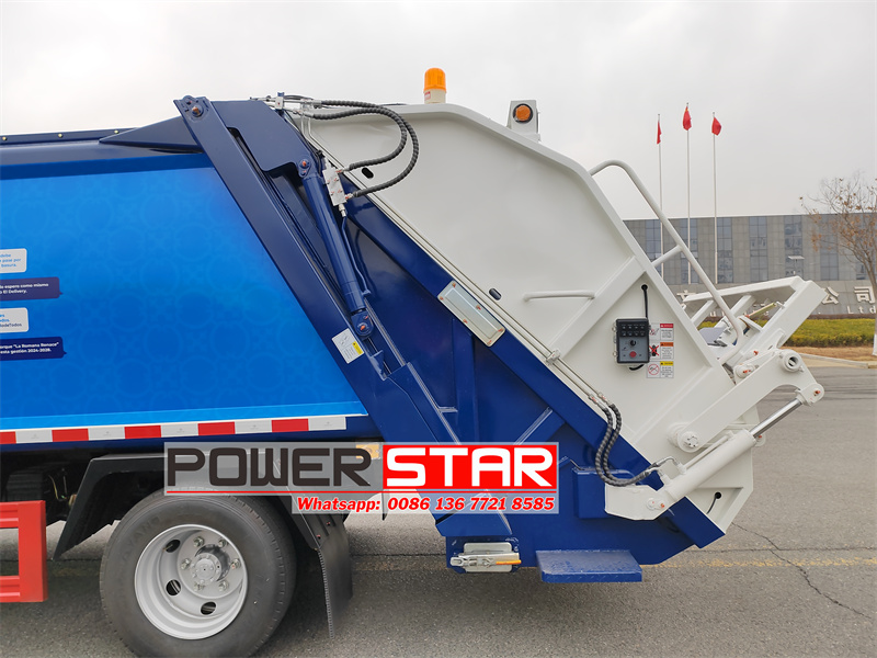 Isuzu 8cbm waste collection truck