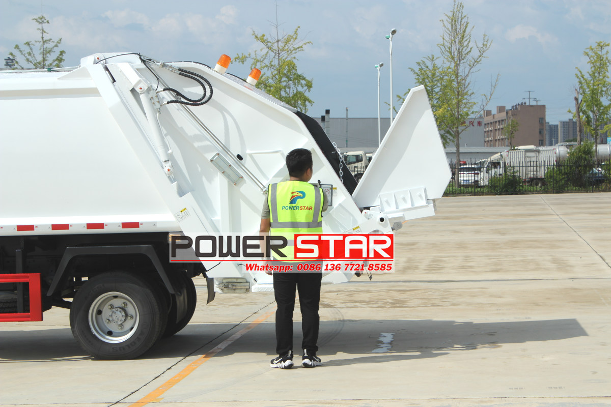 New or used Isuzu waste compactor truck operating mode