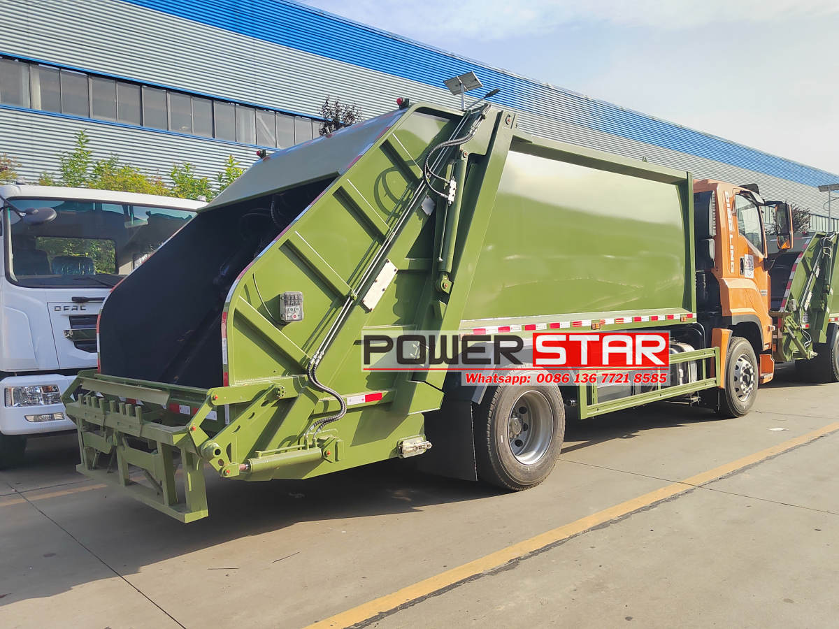 16CBM waste compactor vehicle Isuzu Giga
