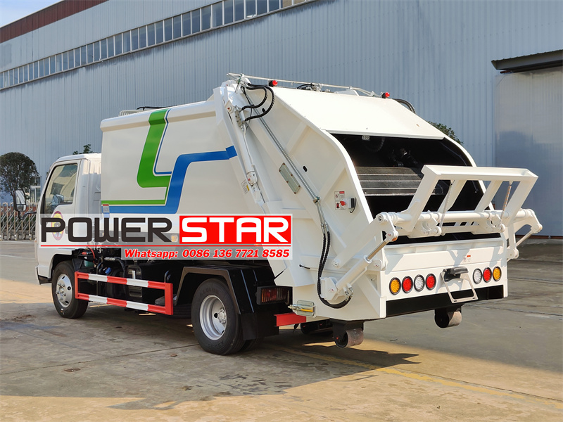 Isuzu hook loader truck mounted garbage compactor