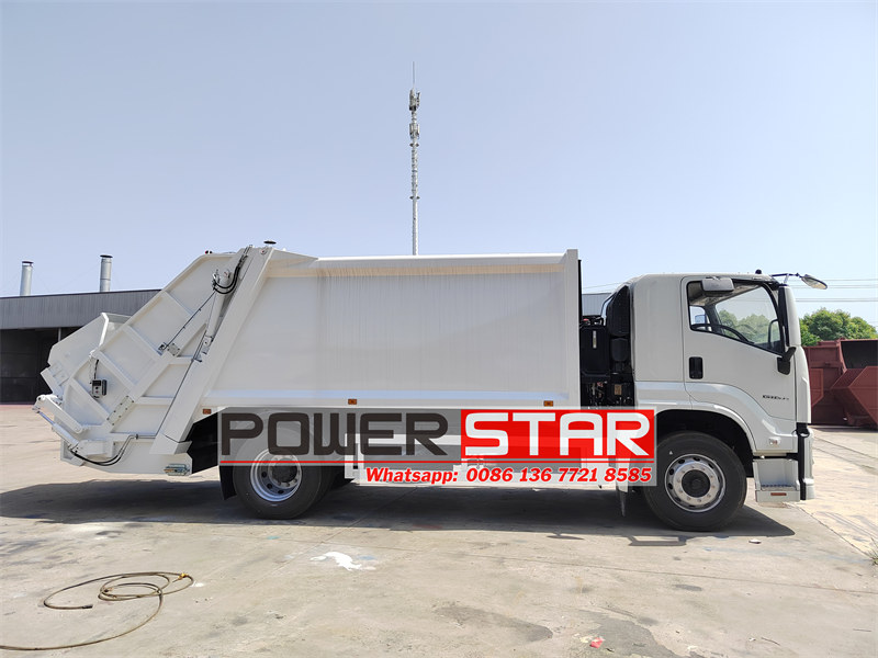 ISUZU GIGA 4X refuse compactor truck