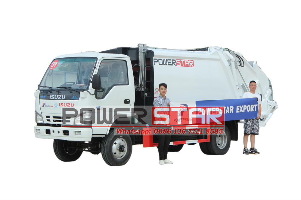Isuzu 4x4 drive rear loader truck