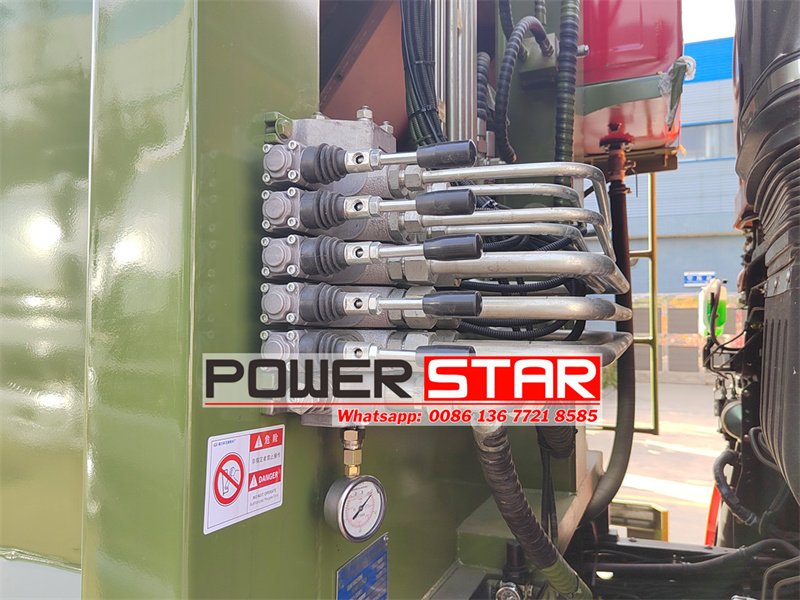 Isuzu garbage compactor trucks export Kazakhstan