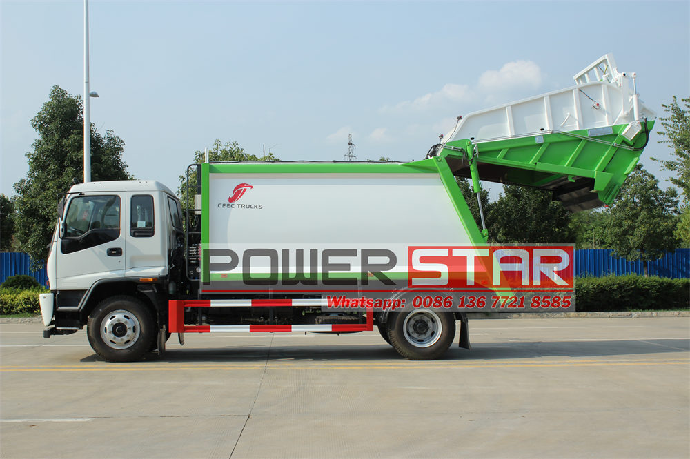 isuzu 14 cbm FTR mobile compactor truck