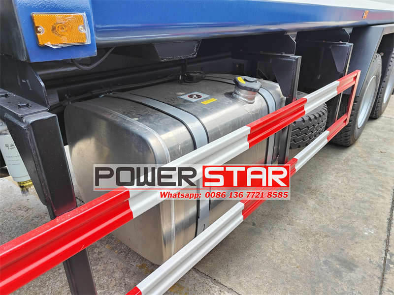 ISUZU refuse compactor truck Aluminum alloy fuel tanker