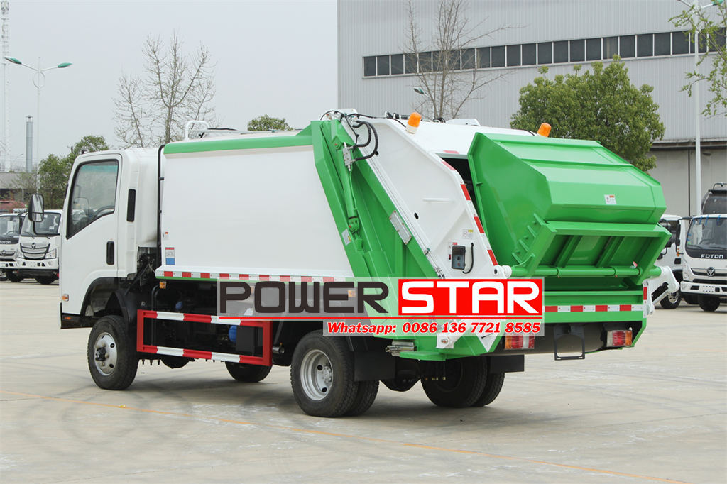 Brand new ISUZU 4&times;4 trash compactor truck