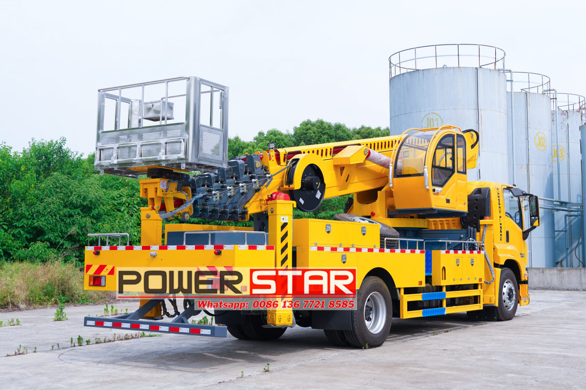 Isuzu GIGA 45m aerial bucket vehicle