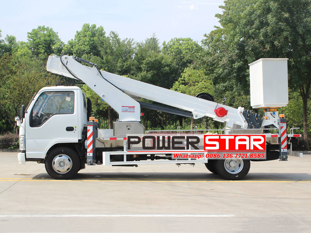 Isuzu telescopic platform truck