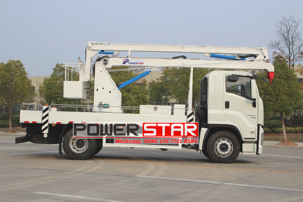 Telescoping bucket trucks by Isuzu